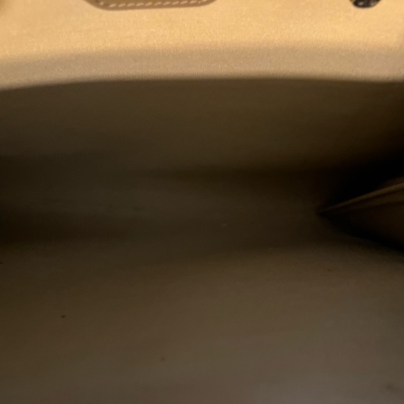 Toque, Authentic Louis Vuitton EPI St Tropez Pristine EUC - Picture 4 of 4